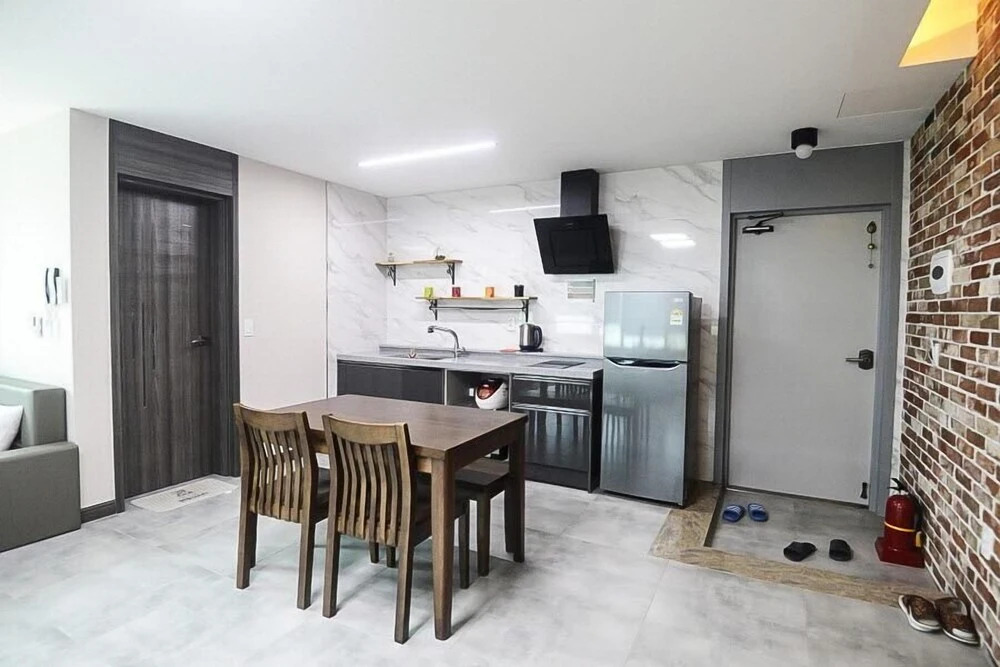 Geojedo Wahyeon Beach Pension