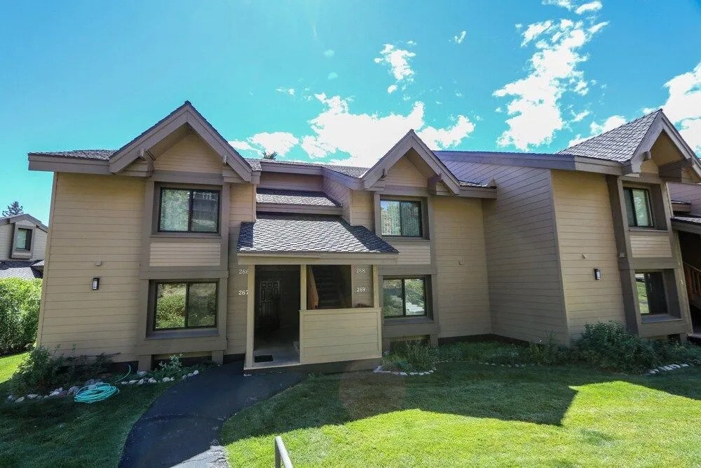 Snowcreek II 269 Pet-Friendly, Remodeled, On the Snowcreek Meadow by RedAwning