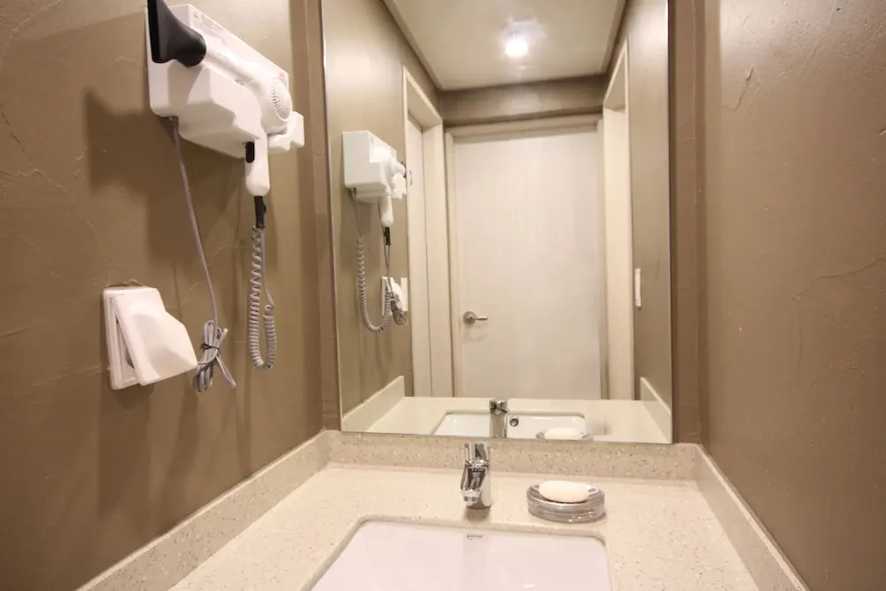 Indy Hotel