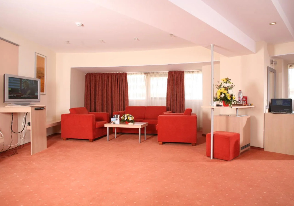 Отель Holiday Inn Bucharest - Times