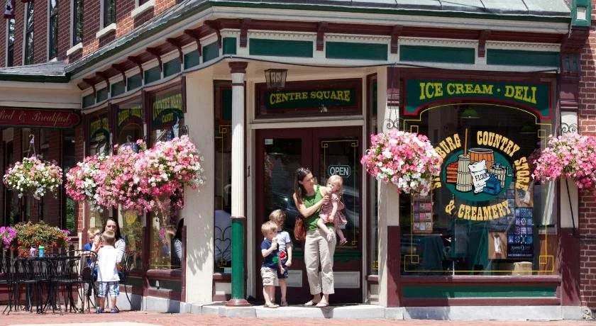 Strasburg Village Inn