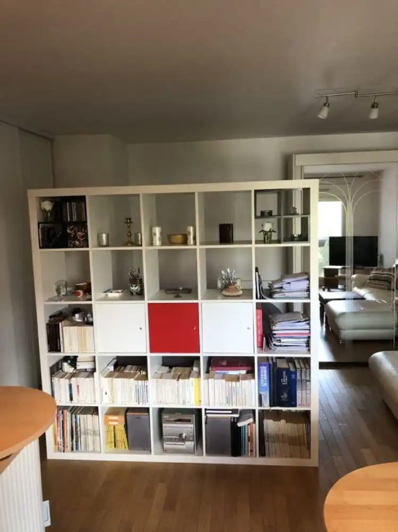 Furnished Studio on the Floor