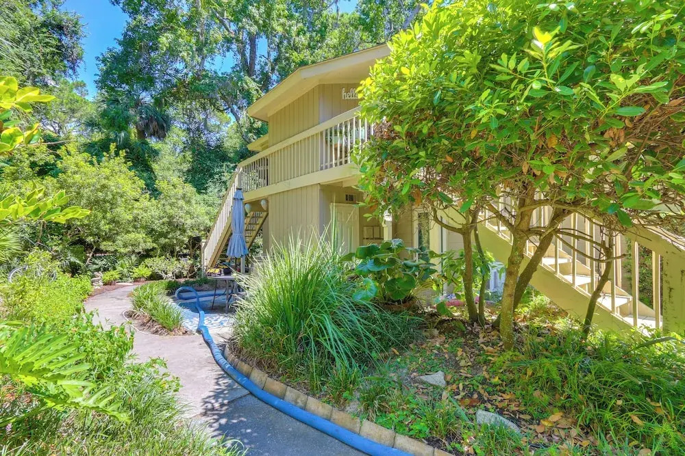 Pool Access, Walk to Beach: Hilton Head Haven!