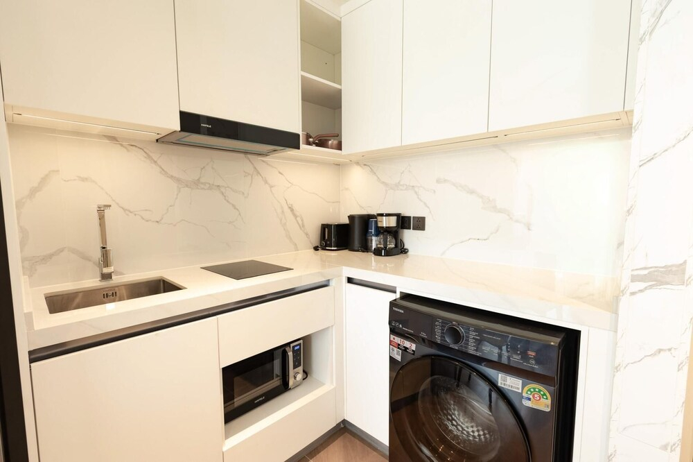 Beachfront Paradise 99 Two Bed Room A5
