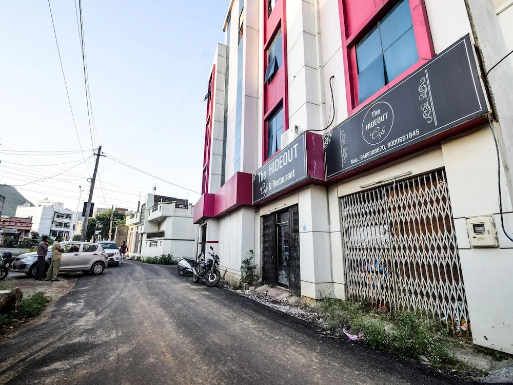 OYO 18425 Hotel Blue Mountain
