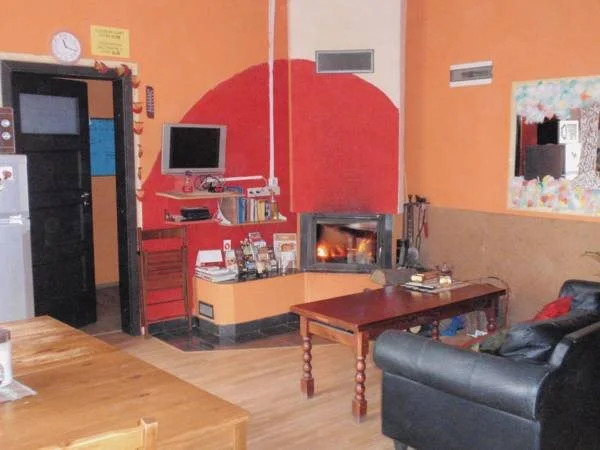 Honey Hostel