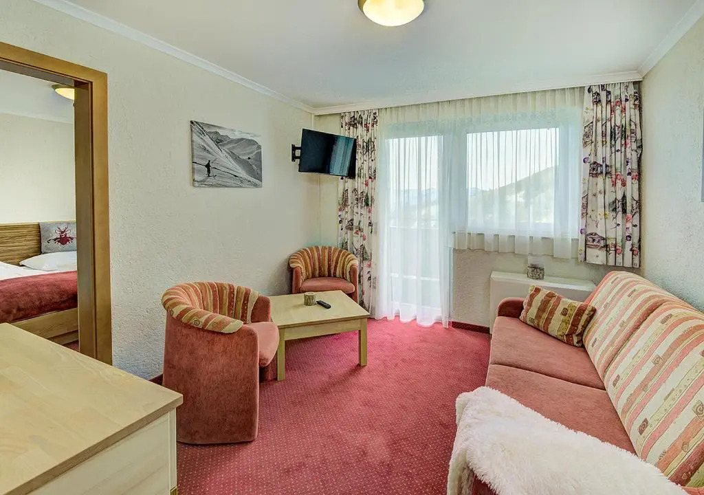 Berghotel SeidlAlm am Gipfel Saalbachs