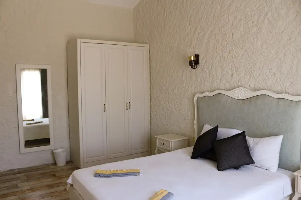 Lotus Köyiçi Otel