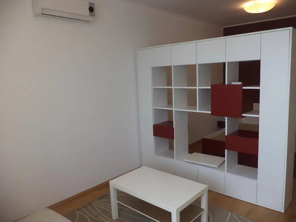 North Lane Apartment