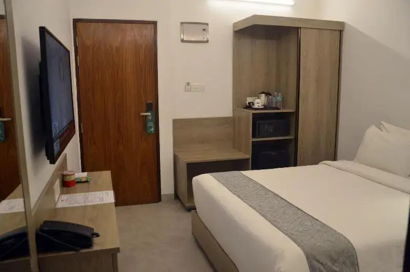 Priyo Nibash Stylish Residential Hotel