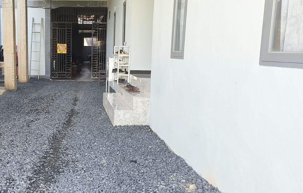 Hotel O Pondok Tawing Rumbih