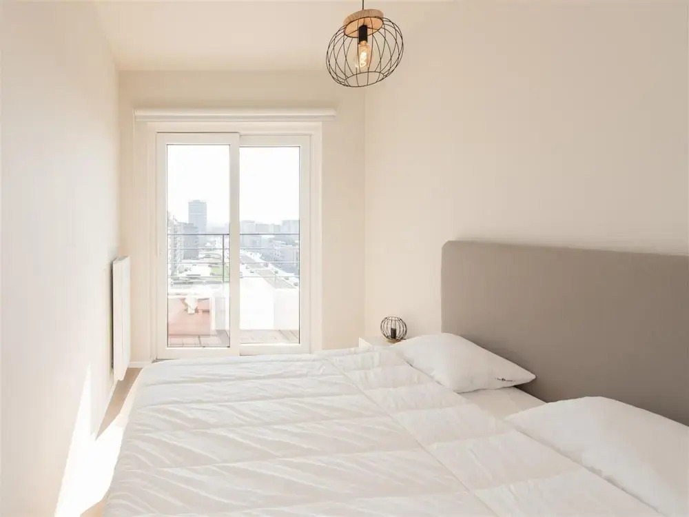 Serene Apartment With Mountain View