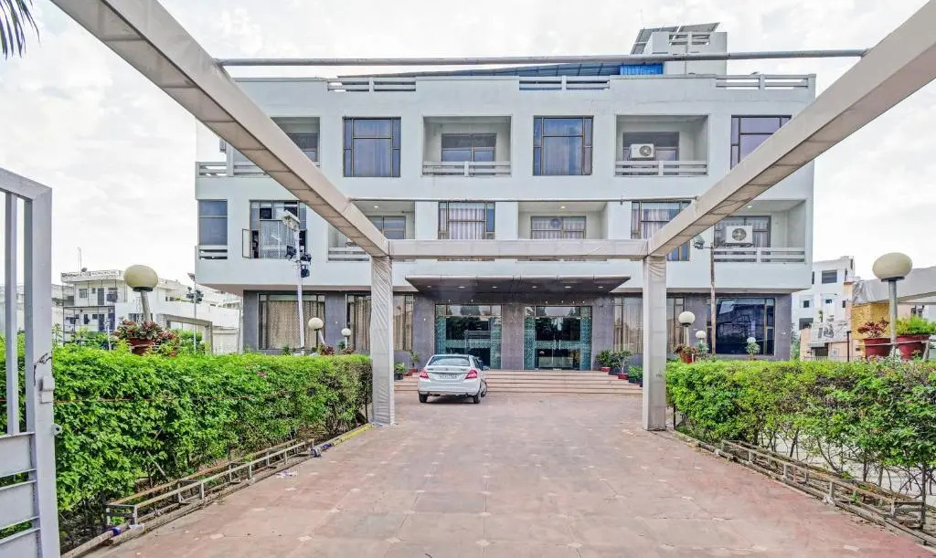 Treebo New Rockwell Vivek Vihar