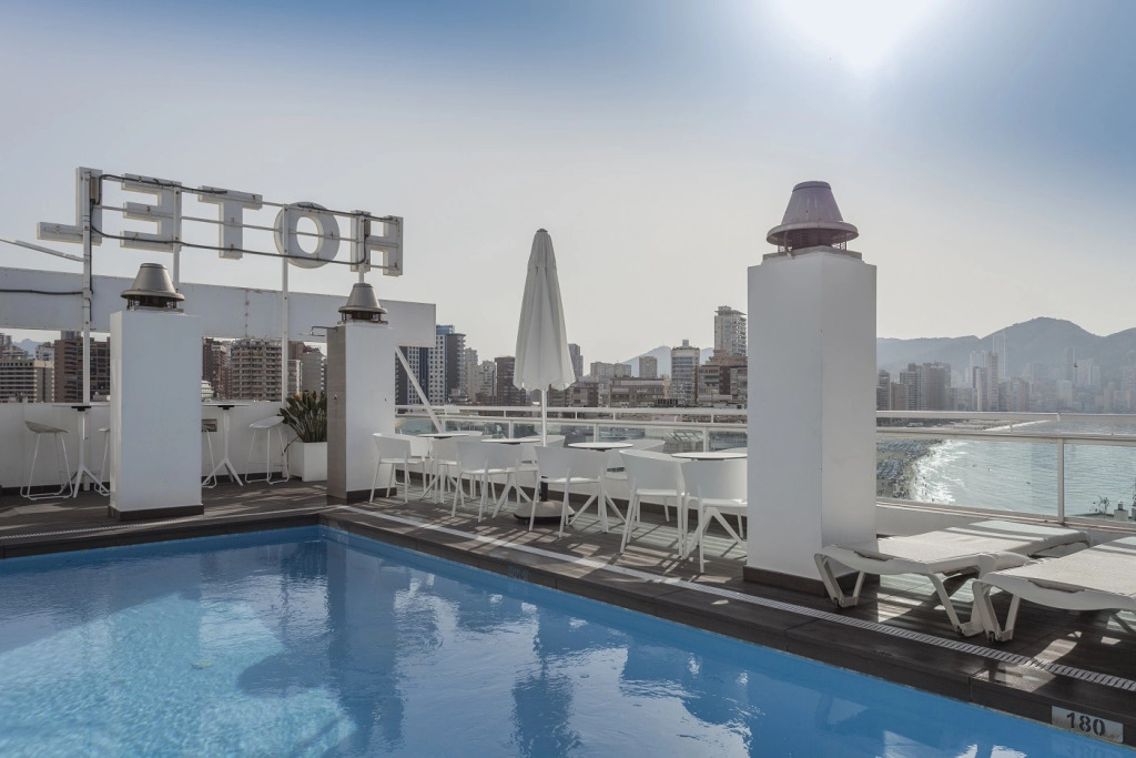 Limehome Benidorm Calle Mayor