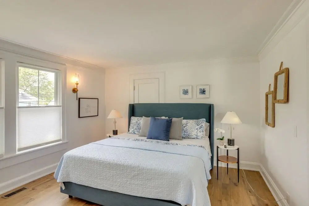 Port Clinton Home w/ Lake View - Walk to Beach!