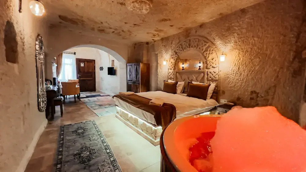 Bayar Cave Suites Special Class