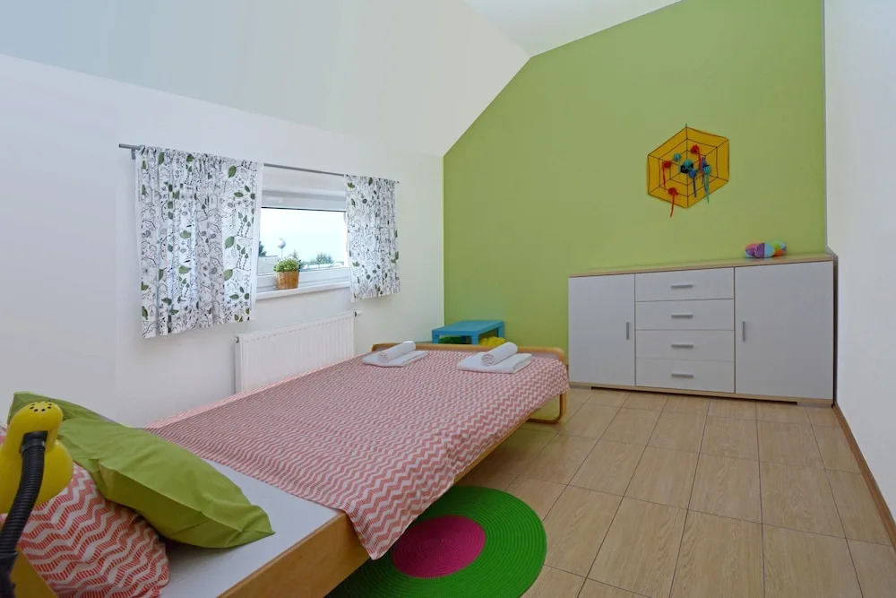 House With 4 Bedrooms in Lomnice nad Lužnicí, With Enclosed Garden and