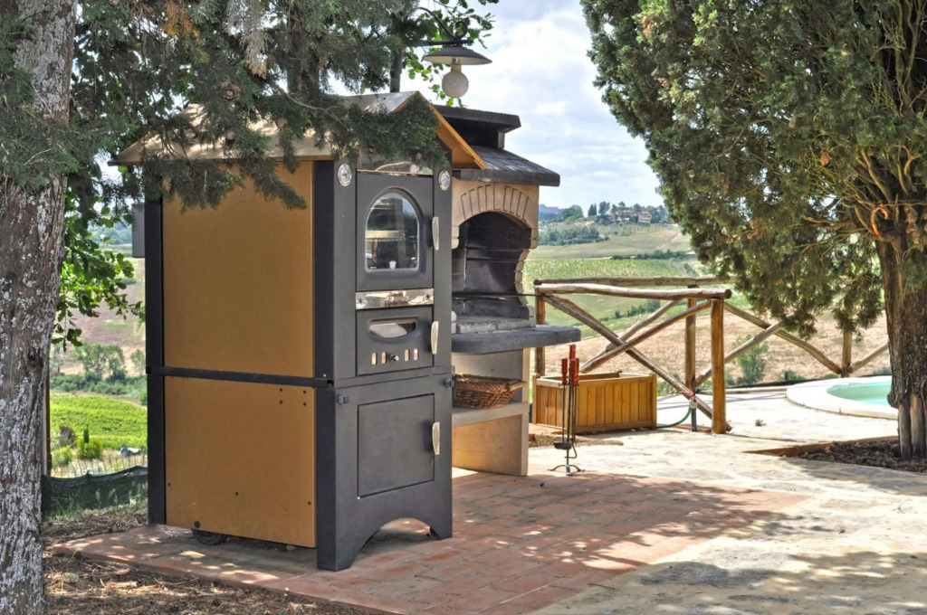 Beautiful villa with private pool immersed in the Tuscan countryside-Capanna al Lago