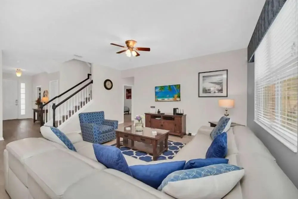 Stunner 6Br W/ South Pool, Lake View & Near Golf