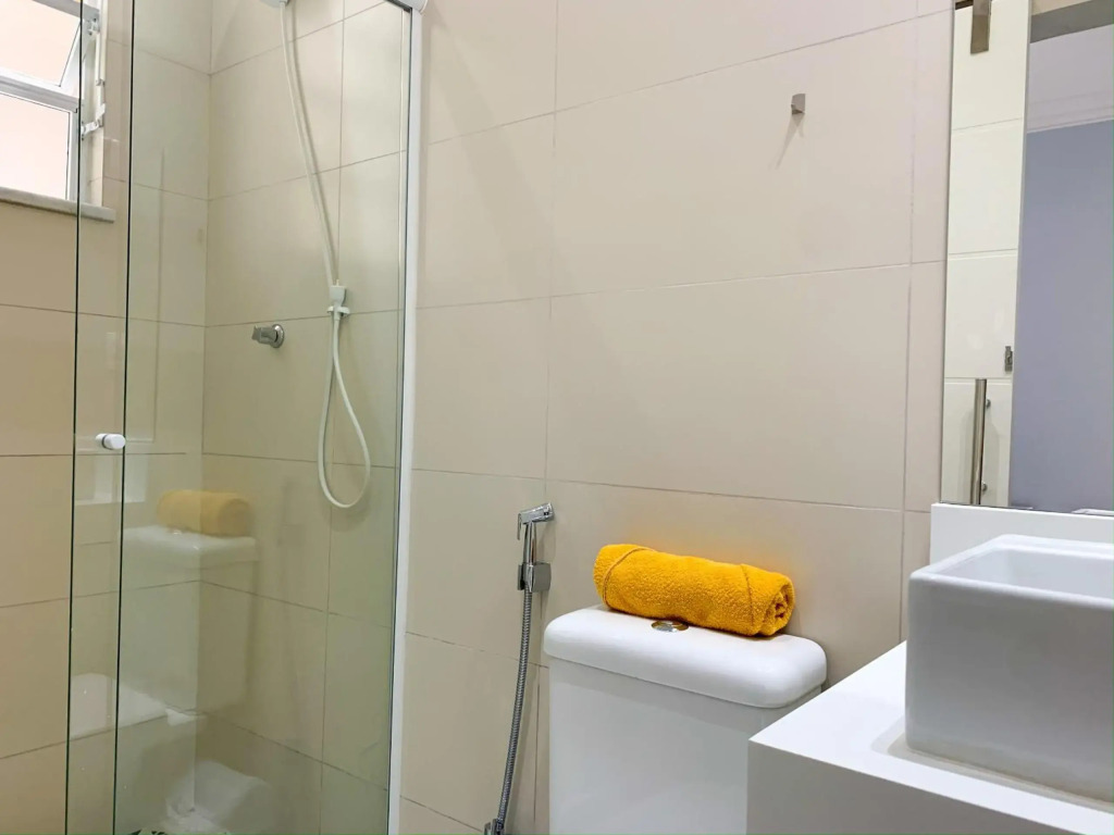 Pineapples BR1033 - Apartamento em Copacabana a 100m da praia