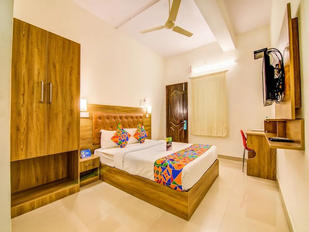 FabHotel Prasad Residency