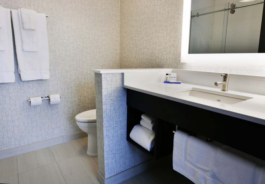 Holiday Inn Express & Suites Jersey City - Holland Tunnel by IHG