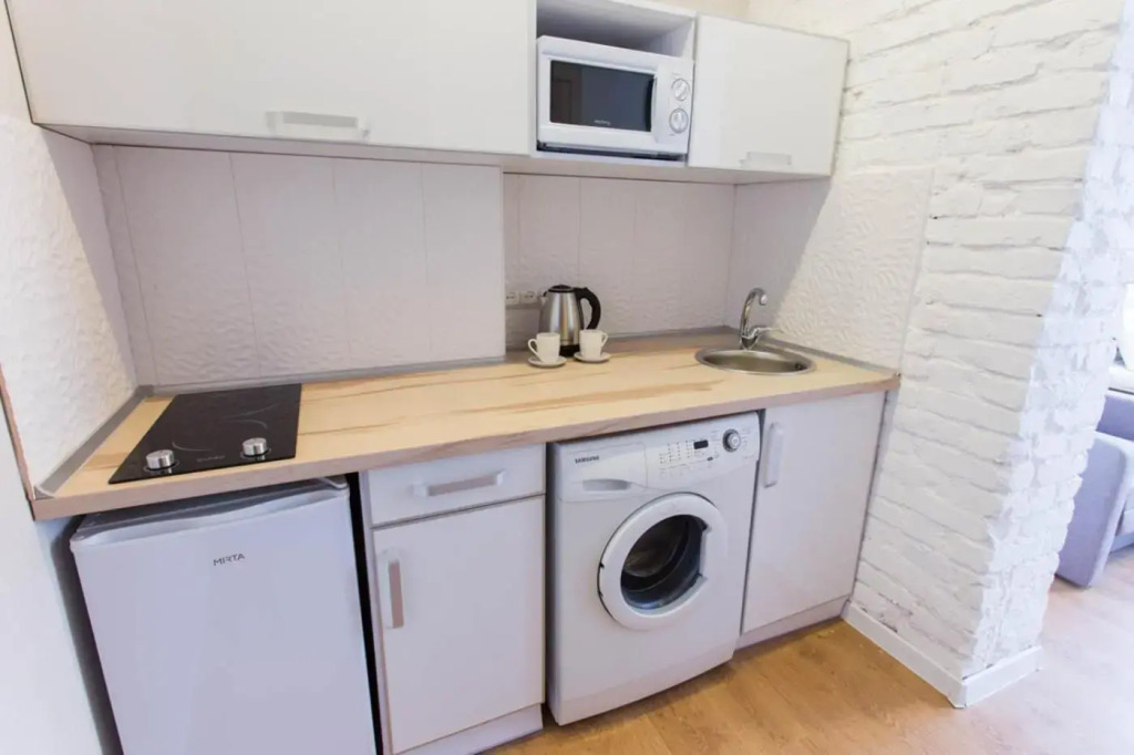 Cozy apartment beside metro Pushkinska, Universytet - Chernyshevska str. 95-6