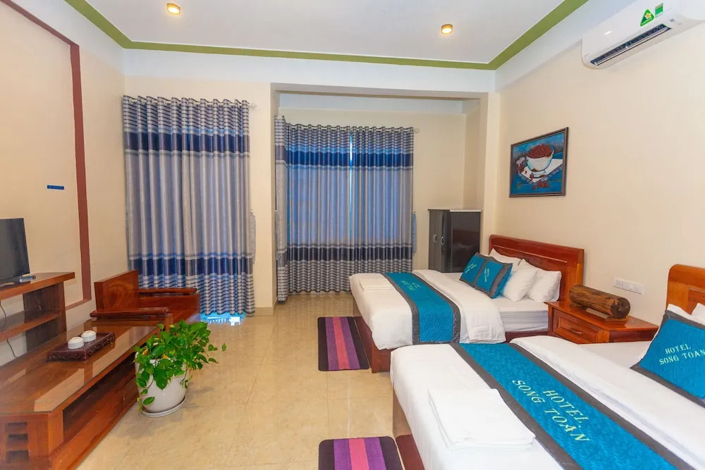 Song Toan Hotel