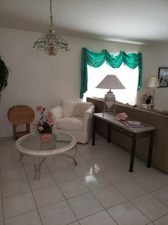 Beautiful 3 Bedroom 4 Bathroom Villa