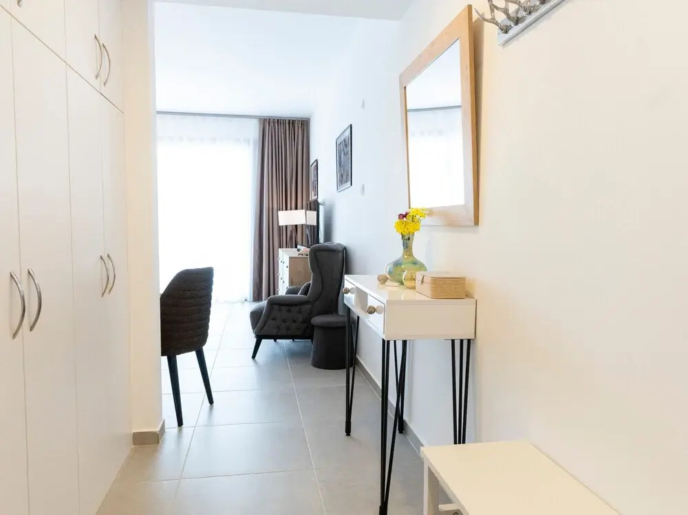Bright and Lovely Furnished Studio Apartment