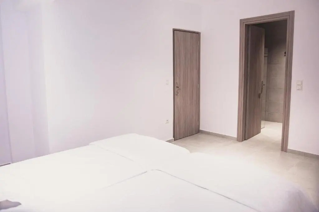 StarLight Villa Guro - 4BD, 4BA, 4min to beach