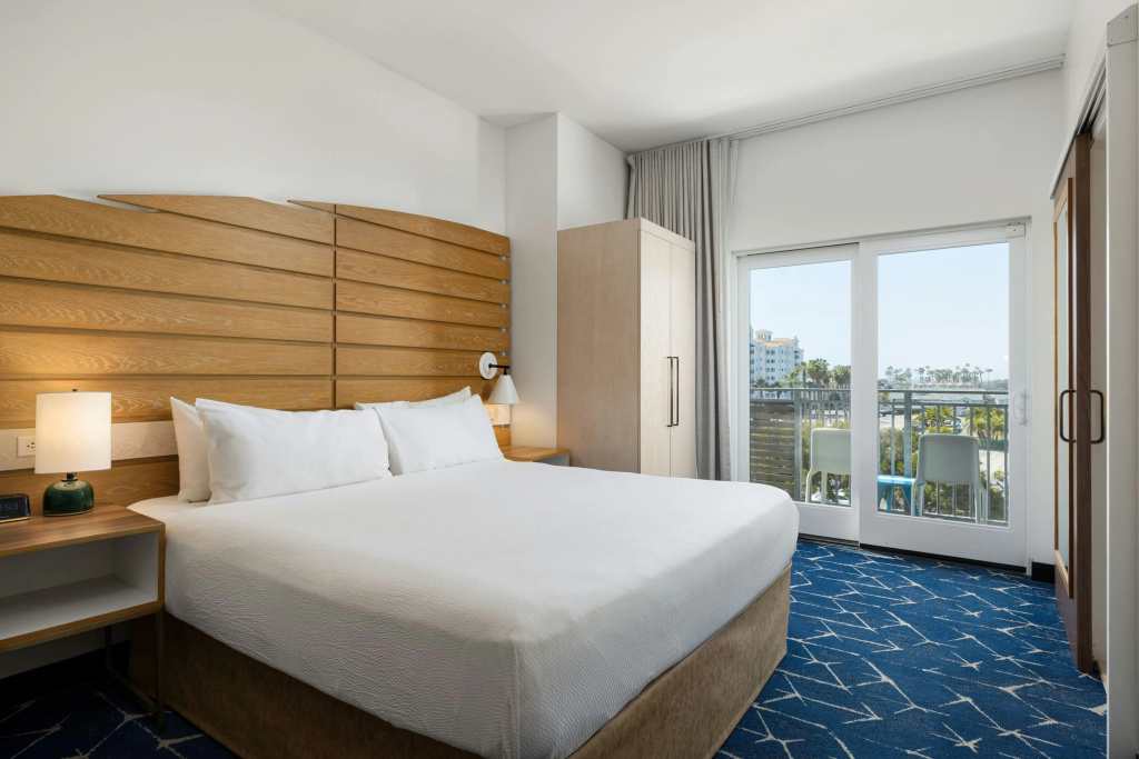 SpringHill Suites by Marriott Oceanside Beach