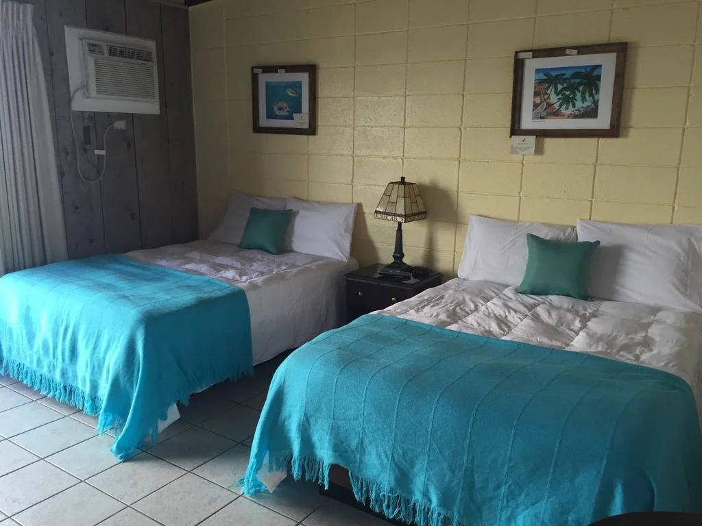 Edgewater Lodge