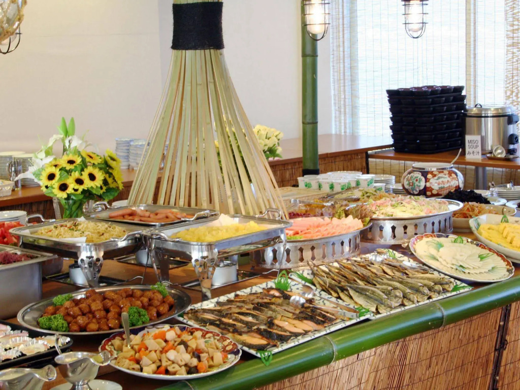 Suwa Lakeside Hotel