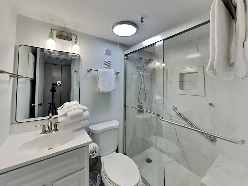 Royal Gulf Beach & Racquet Club #5816 by Southern Vacation Rentals