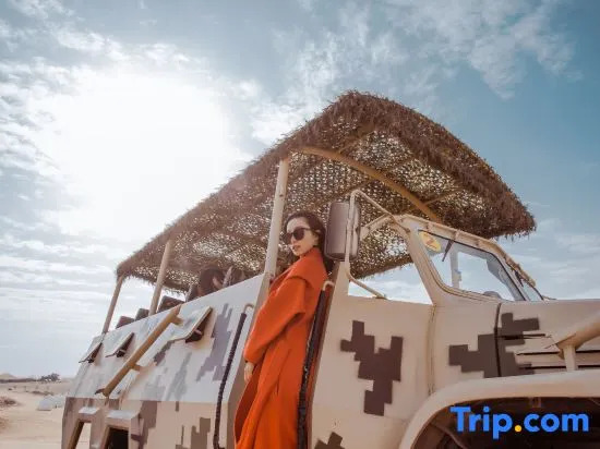 Shapotou No.66 Desert Camping hotel