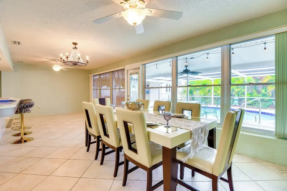 6 Mi to Beach: Bradenton Home w/ Private Pool