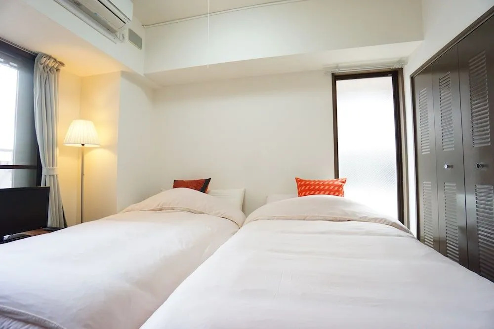 Terry's Apartment Shinsaibashi East I G12B