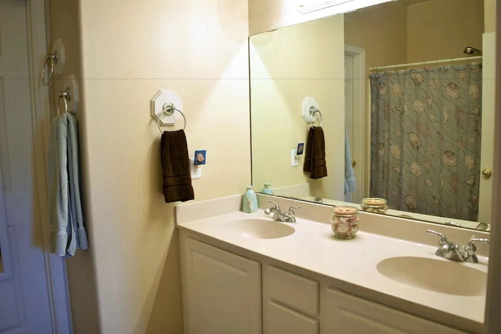 9Th St Town House #601 - Two Bedroom Townhome