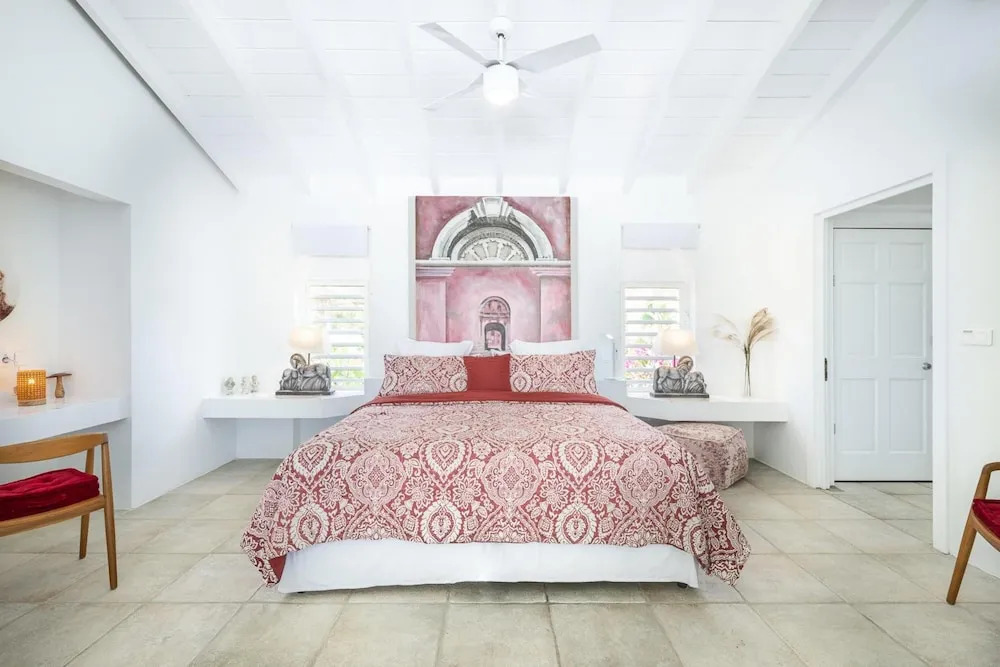 La Perla Classic- 1 BR Beachfront Luxury Villa