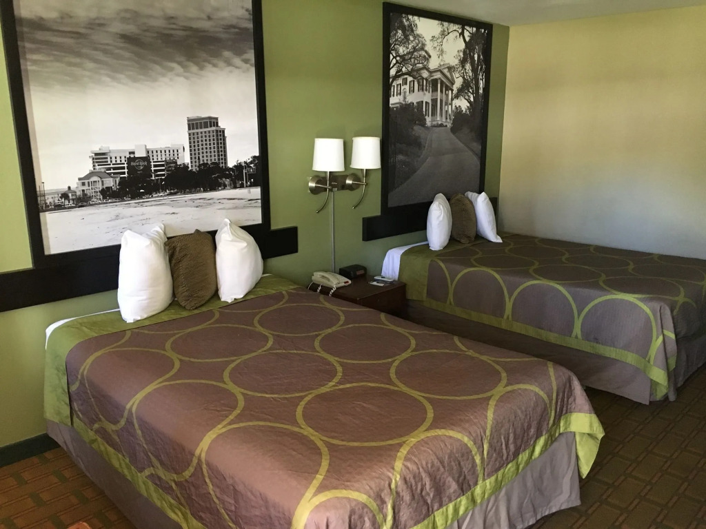 Super 8 by Wyndham Biloxi at the Beach