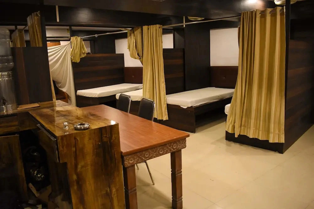 Mumbai Darbar - Hostel