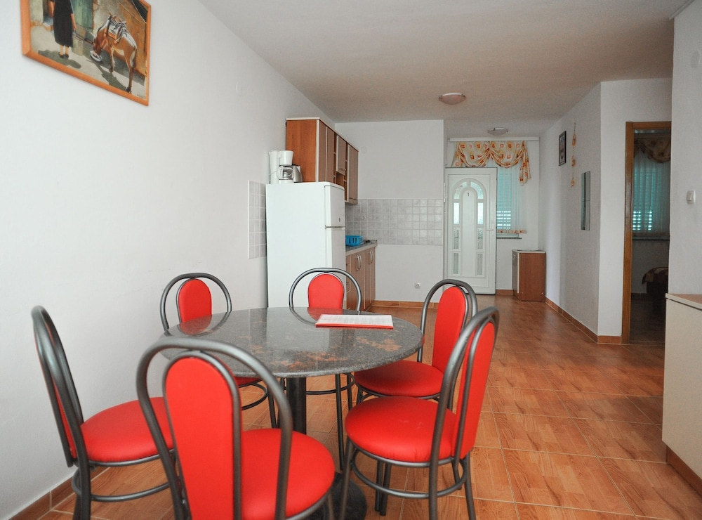 Golden Coast Villa Caska