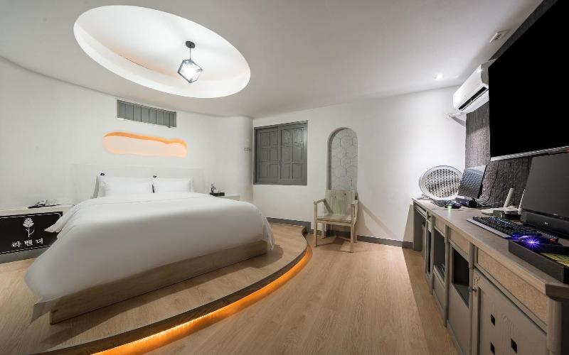 Hotel Lavender