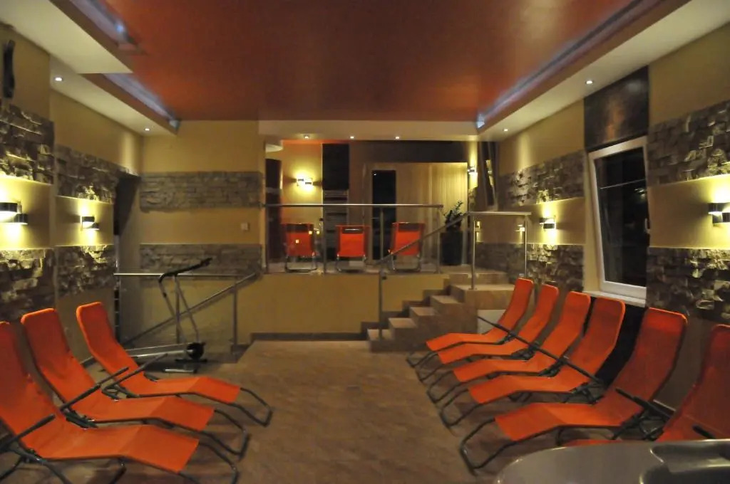 Adler Hotel és Étterem