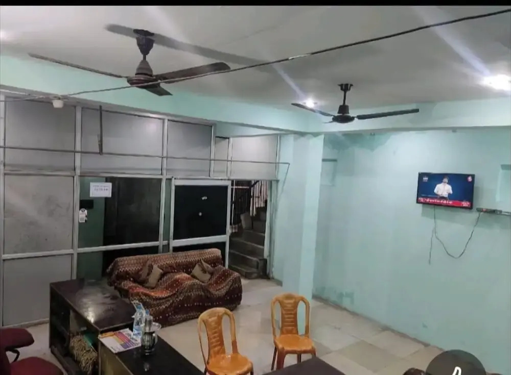 Shree Radhe Krishna Guest House