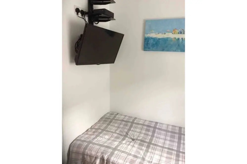 Hillcrest Studio Apartments