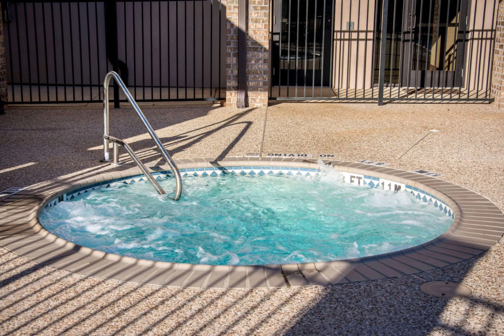 Sleep Inn & Suites Center