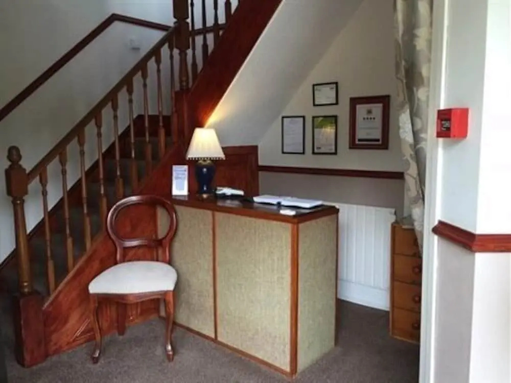 Kenmore Guest House