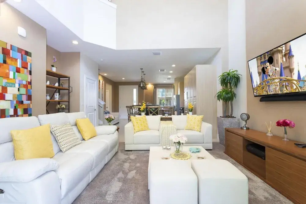 Gorgeous 4Bd Close to Disney @ Magic Village 7646
